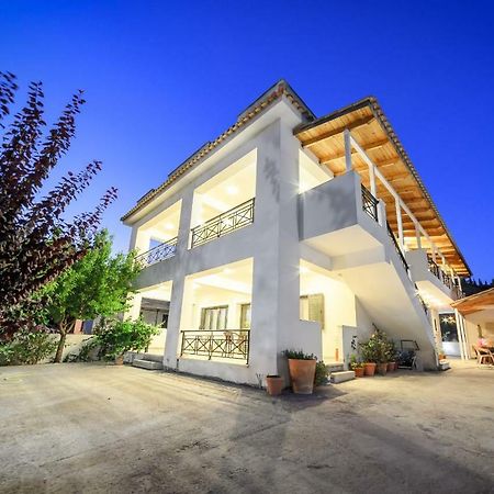 V And H House - Cozy & Ideal For Families, By Zantewize Kalipadhon Luaran gambar